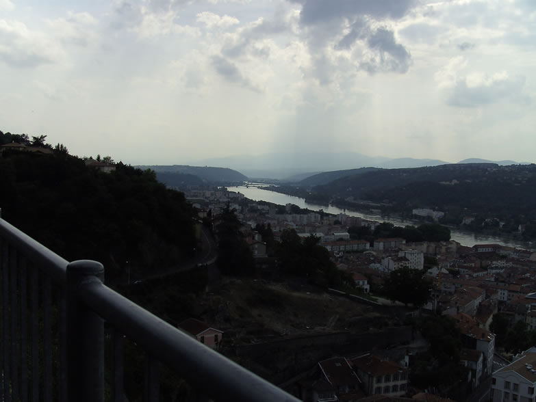 VISIT VIENNE, stad en stroom, ville et fleuve , city and river, looking downstream, view from  the BELVEDERE DU PIPET